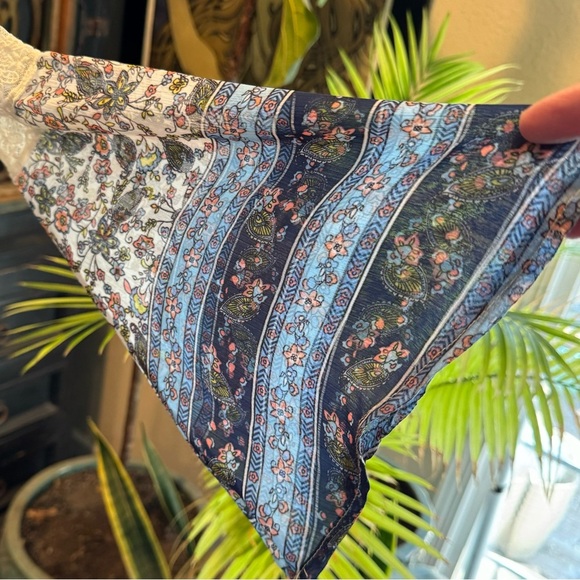 Altar’d State Floral Chiffon Retro Peasant top - Picture 13 of 16